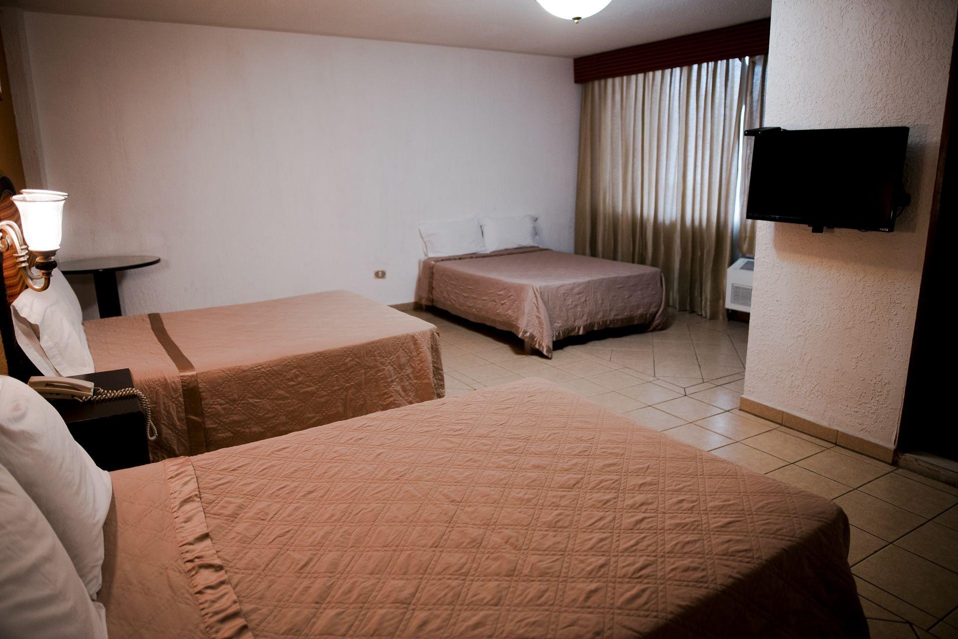 Eh Ejecutivo Urban Hotel Tepic Bagian luar foto