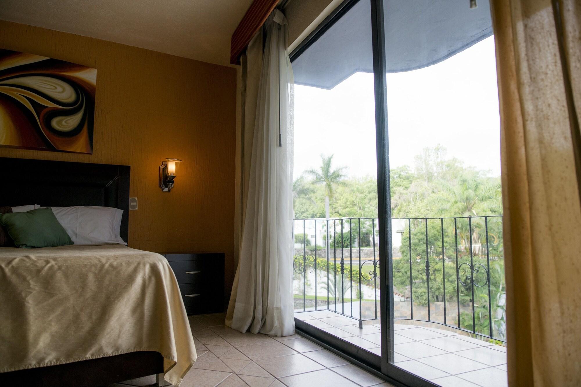 Eh Ejecutivo Urban Hotel Tepic Bagian luar foto